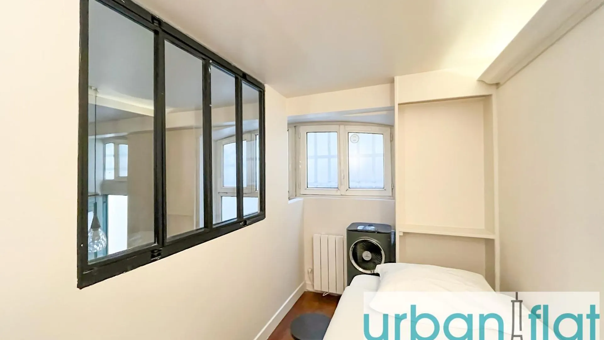 Apartment 09 - Stylish Duplex Champs-elysees *