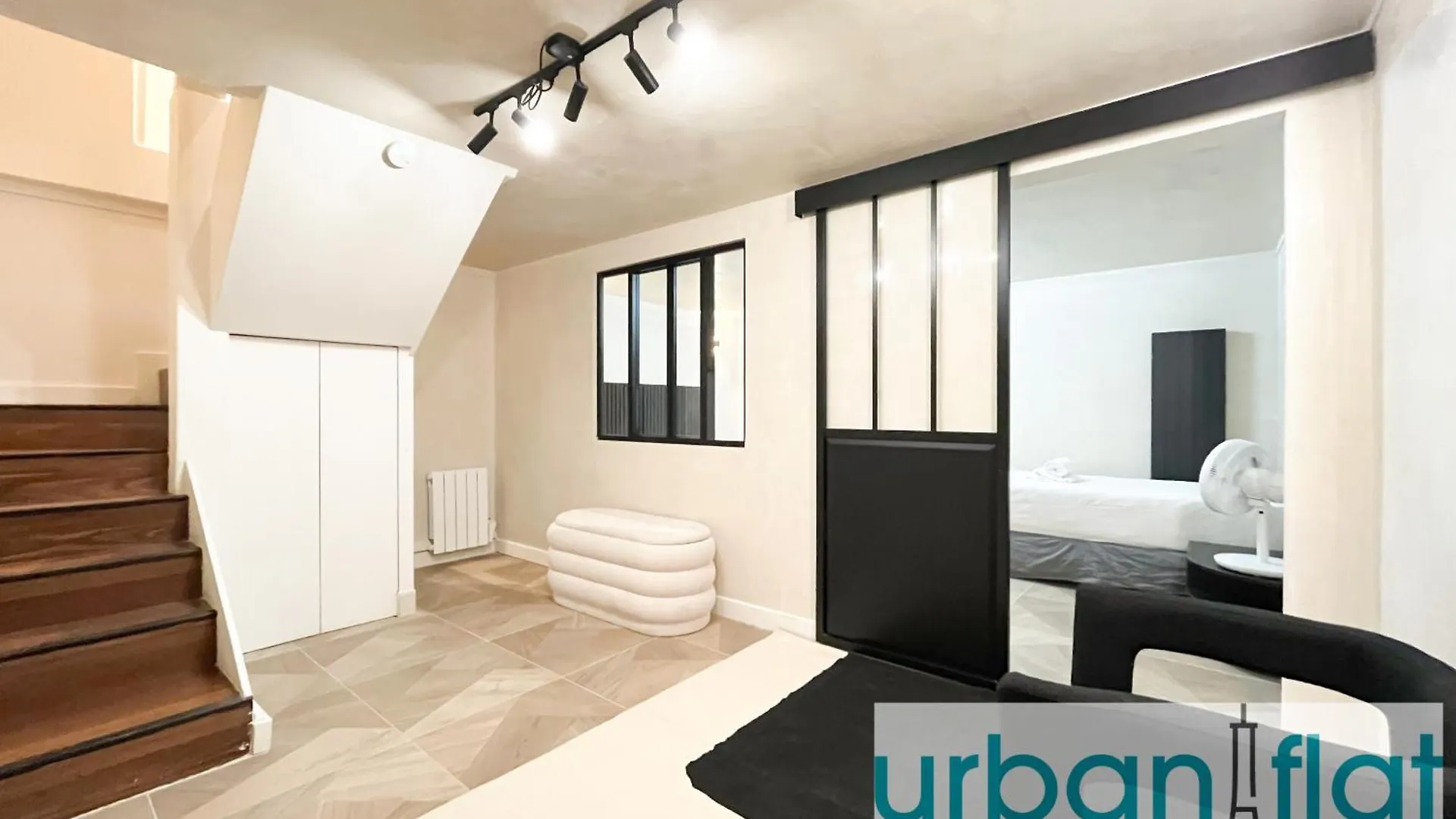 Apartament 09 - Stylish Duplex Champs-elysees Paryż