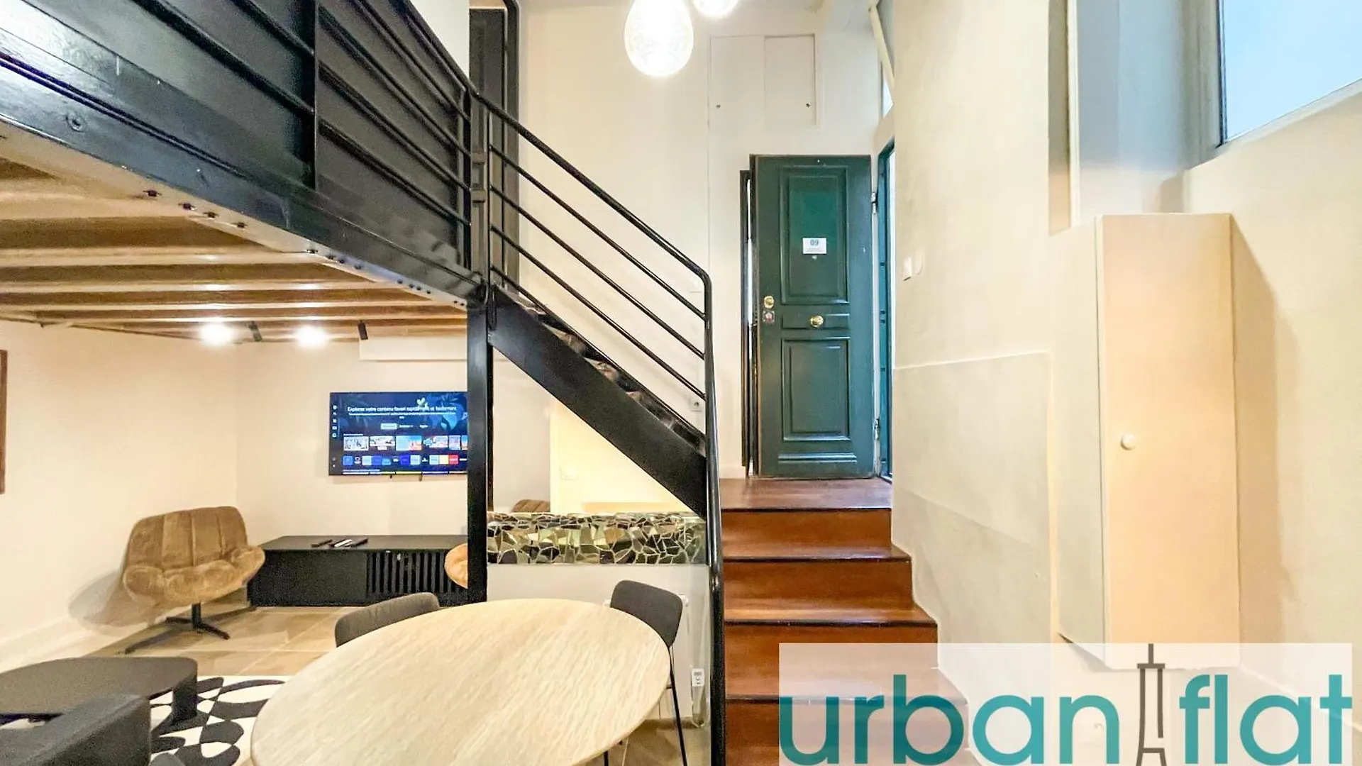 Apartment 09 - Stylish Duplex Champs-elysees *